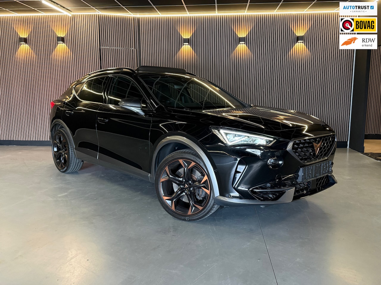 CUPRA Formentor - Cupra Formentor 2.0 TSI 4DRIVE Pano|Beats|CAM|Trekhaak|KEYL|360 - AutoWereld.nl
