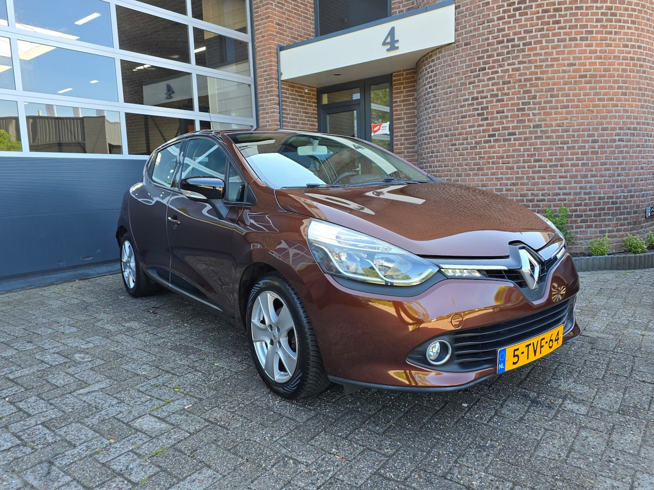 Renault Clio - 1.5 dCi ECO Expression Apk Nieuw |Airco |Navid - AutoWereld.nl
