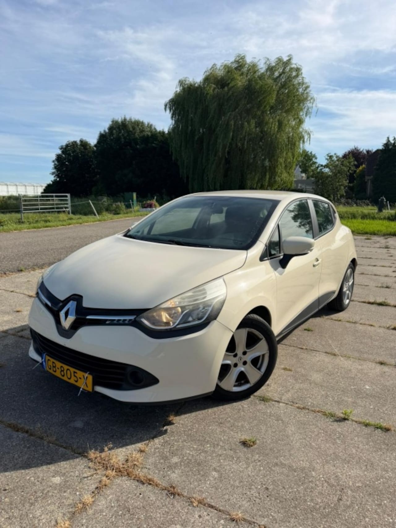 Renault Clio - 1.5 dCi Expression 1.5 dCi Expression - AutoWereld.nl