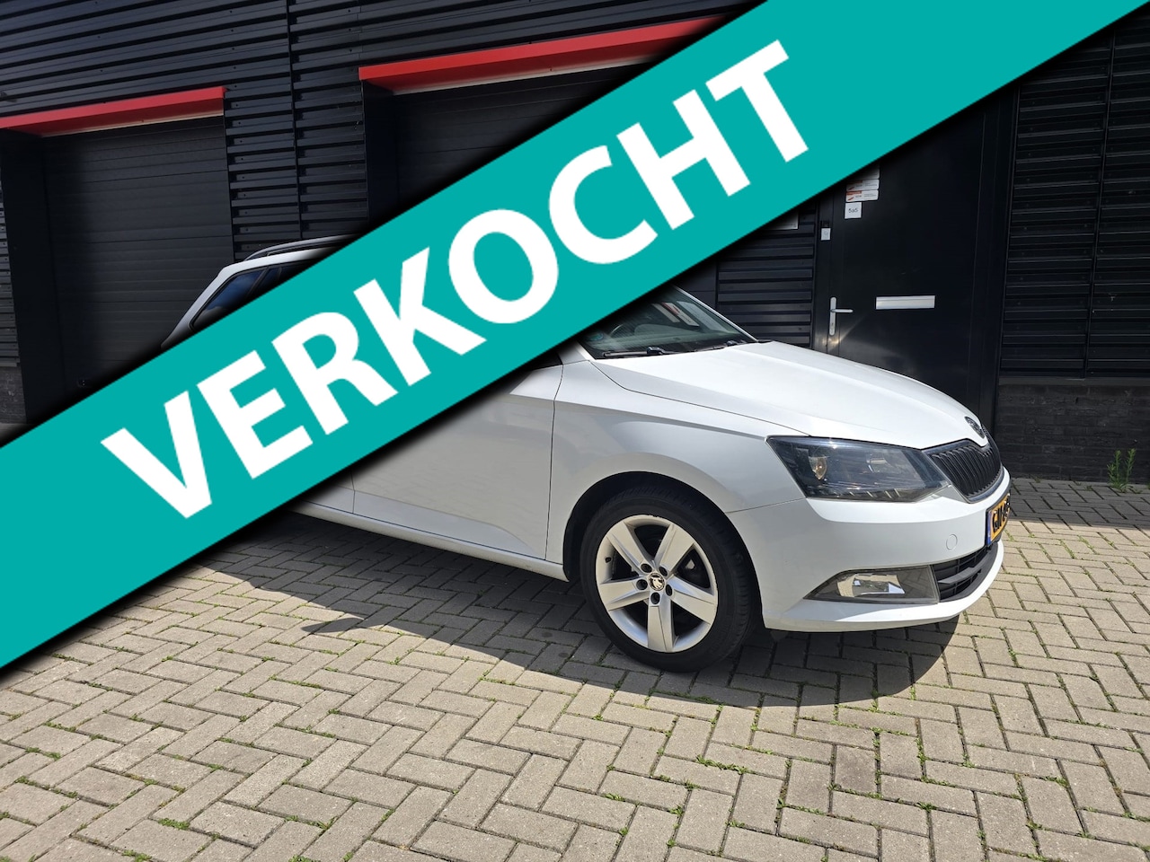 Skoda Fabia Combi - 1.4 TDI Style | LED | CLIMA | START-STOP | KEYLESS GO | FRONT ASSIST | ELEC. PAKKET | BOEK - AutoWereld.nl
