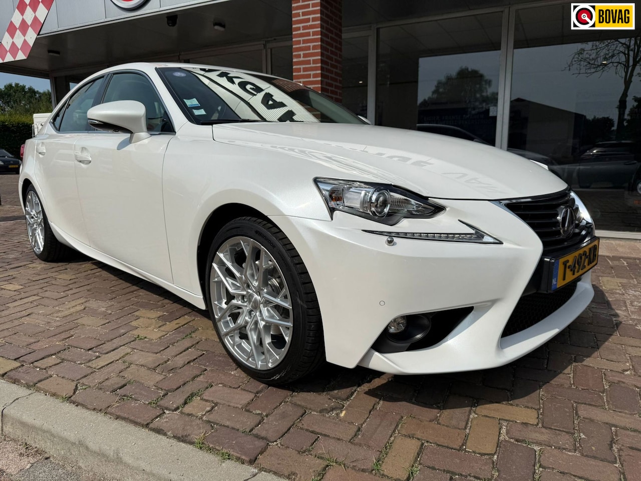 Lexus IS - 300h Business 2.5 Hybr 2016 Cruise - AutoWereld.nl
