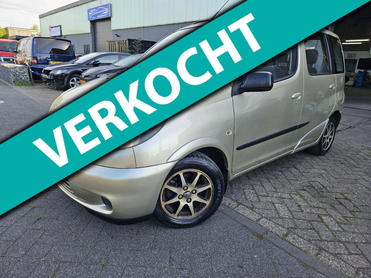 Toyota Yaris Verso - Wij hebben nog goede Toyota`s>> drOranjeSnor - AutoWereld.nl