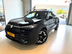 Volkswagen T-Roc - 1.5 eTsi R-Line First Edition