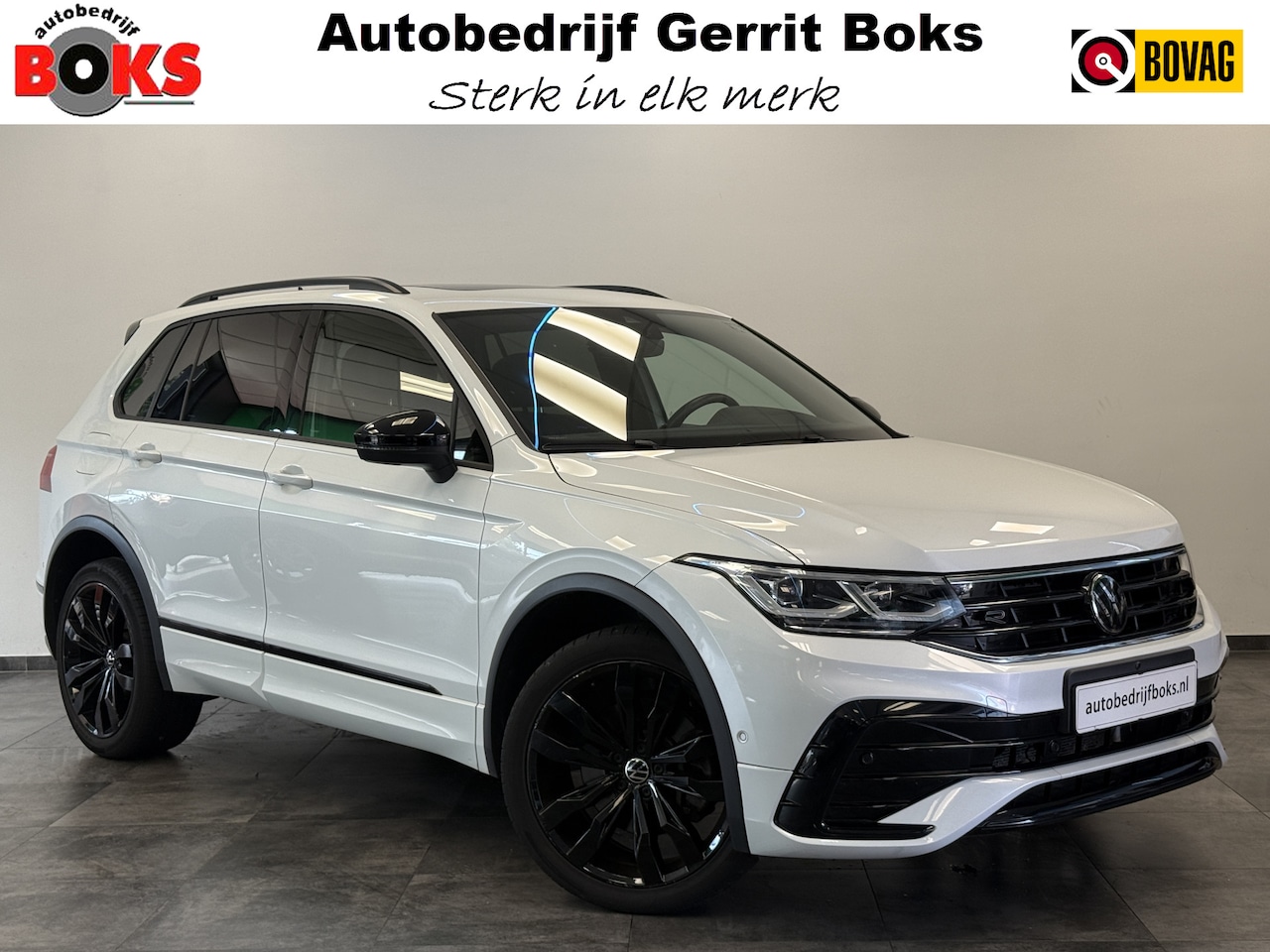 Volkswagen Tiguan - 1.4 TSI eHybrid R-Line Business Leder Panoramadak IQ-light Elec.Trekhaak! - AutoWereld.nl