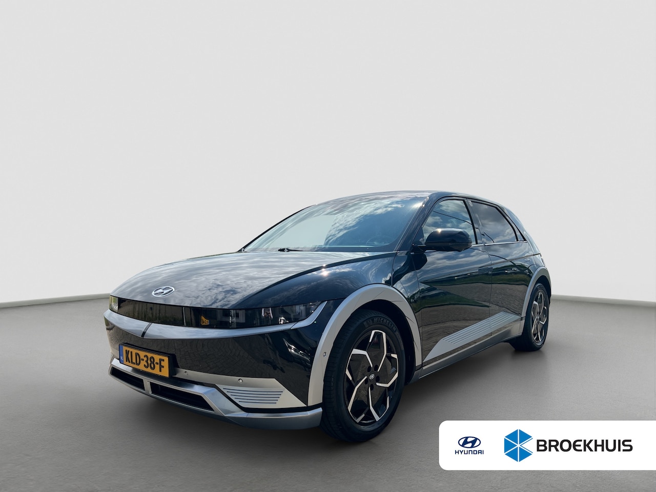 Hyundai IONIQ 5 - Lounge 73 kWh 217pk SOH 100% | 360 graden camera | Leder | Dodehoek detectie | Elektrisch - AutoWereld.nl
