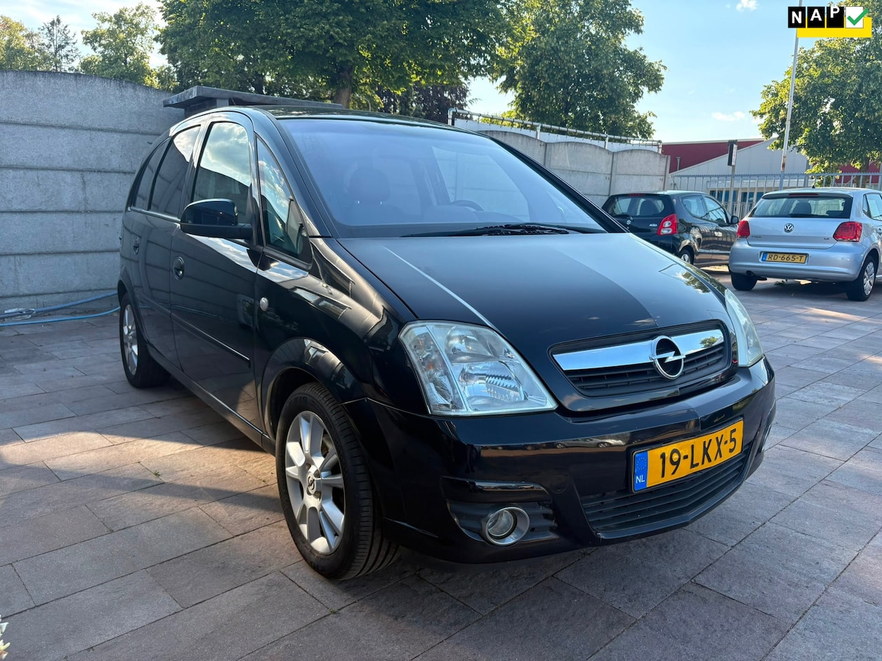 Opel Meriva - 1.6-16V Cosmo 1.6-16V Cosmo|Nieuwe APK - AutoWereld.nl