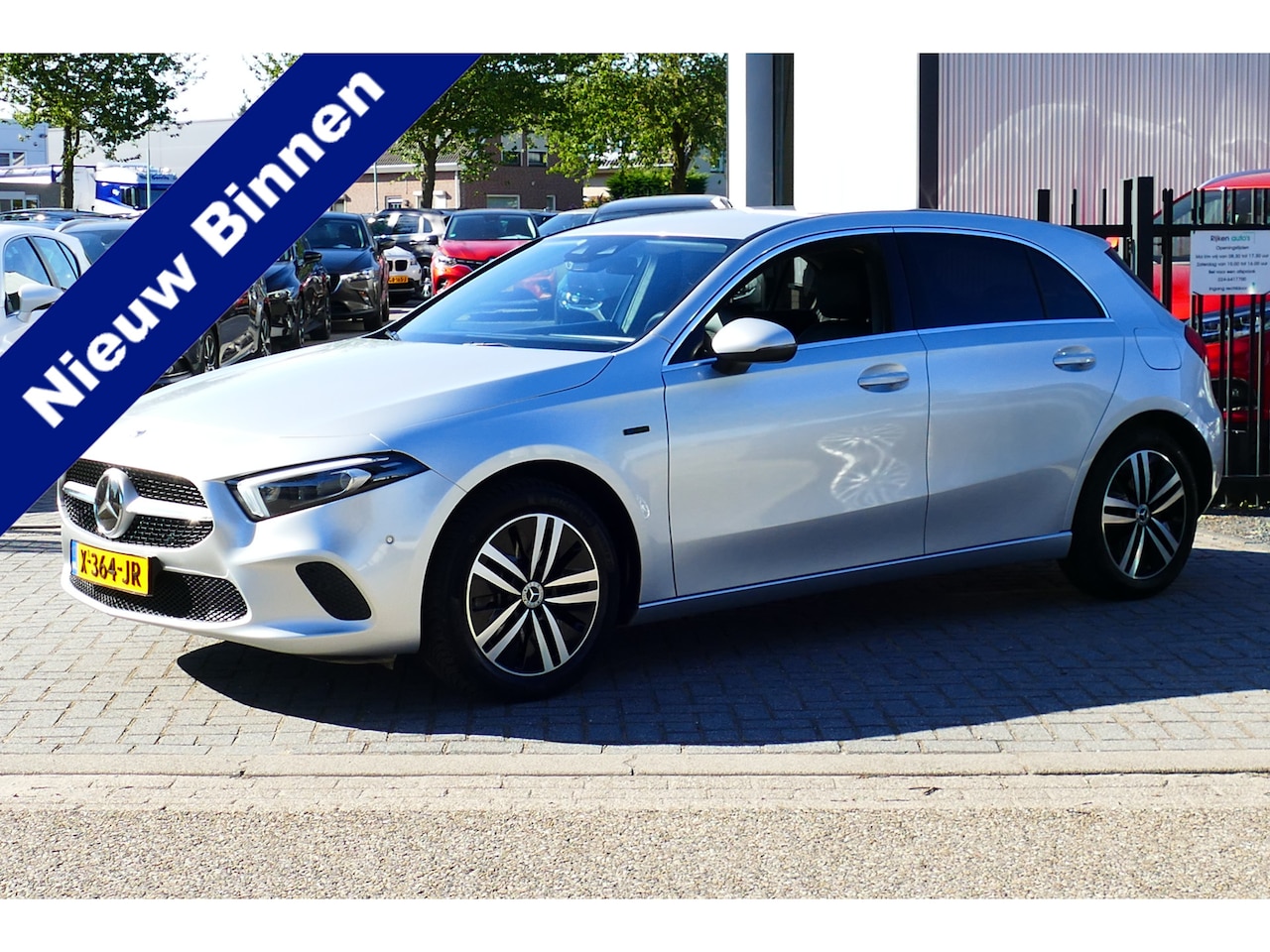 Mercedes-Benz A-klasse - 250 e Carplay/Android, Navi, Clima, StoelVerw, Full Led, Haak 1600kg - AutoWereld.nl