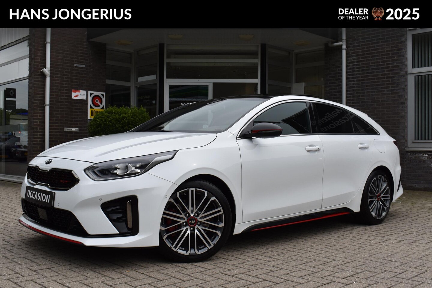 Kia Pro cee'd - 1.6 T-GDi GT | AUTOMAAT | SCHUIF/KANTELDAK | STUUR/STOELVERWARMING | JBL | CAMERA | NAVI | - AutoWereld.nl