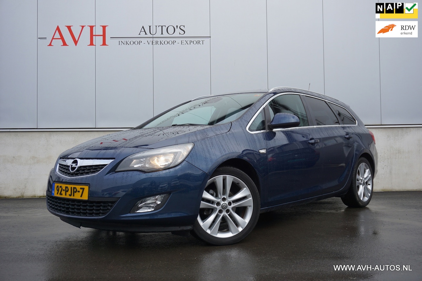 Opel Astra Sports Tourer - 1.4 Turbo Sport 1.4 Turbo Sport - AutoWereld.nl
