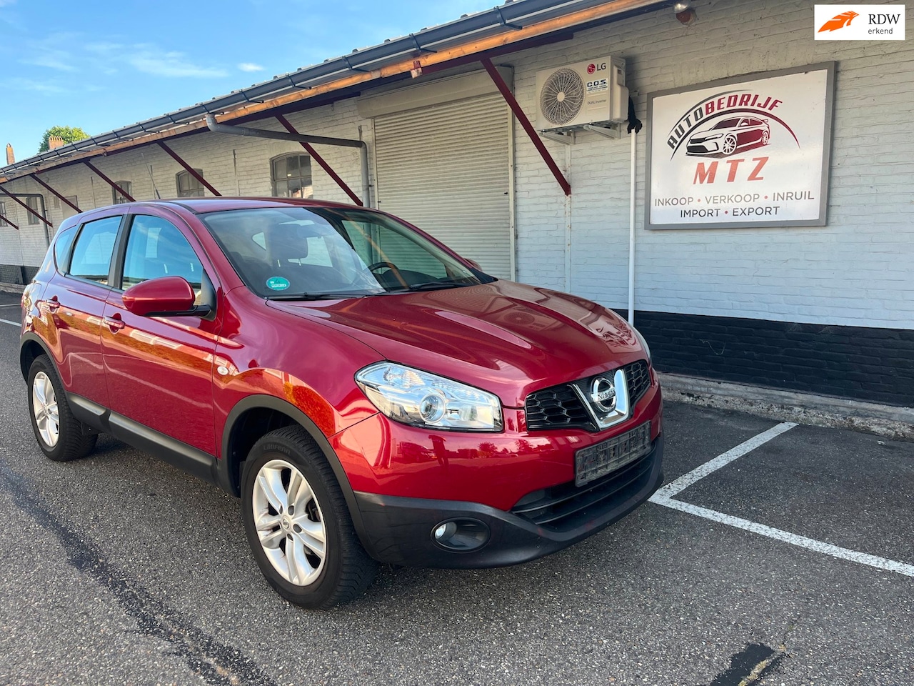 Nissan Qashqai - 2.0 Acenta AUTOMAAT| CLIMA| CRUISE|| LEES TEKST - AutoWereld.nl