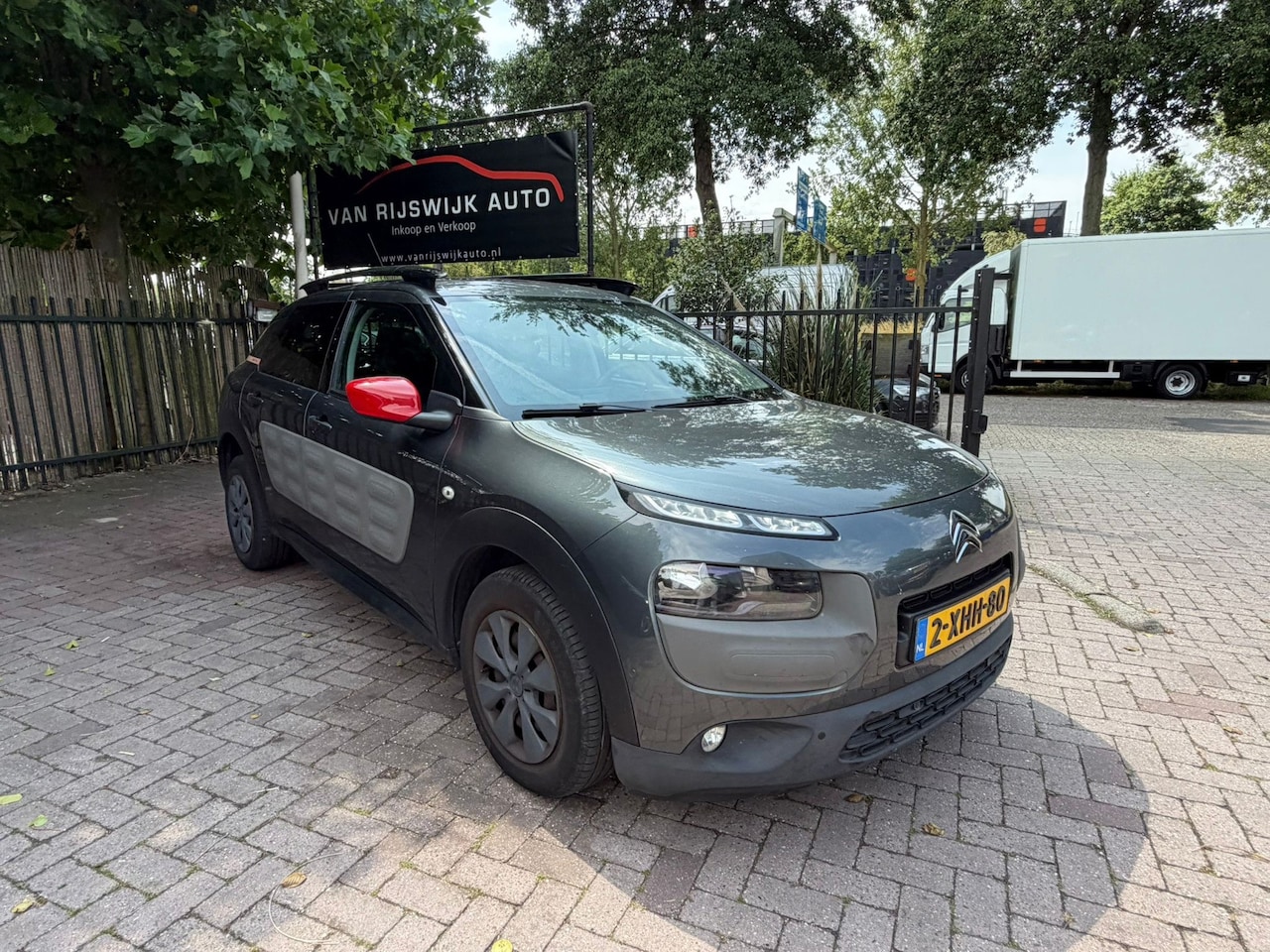 Citroën C4 Cactus - 1.6 BlueHDi Shine Pano Camera 4590NETTO - AutoWereld.nl