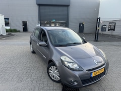 Renault Clio - 1.5 dCi Paris Navi Clima Sensor 180Dkm