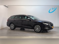 Skoda Octavia Combi - 1.0 e-TSI DSG Business Edition Camera Stoelverwarming Trekhaak App Connect