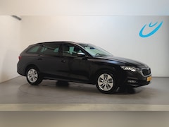 Skoda Octavia Combi - 1.0 TSI Business Edition Parkeersensoren Sfeerverlichting App Connect DAB+