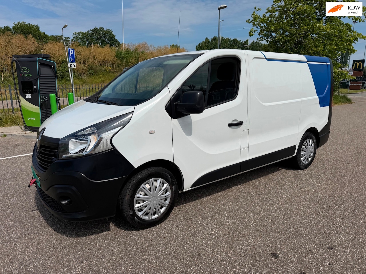 Renault Trafic - 1.6 dCi T27 L1H1 Générique!EURO 6!RIJDT GOED!SCHAKELT GOED!APK:15-03-2027!NETTE BUS!KM:215 - AutoWereld.nl