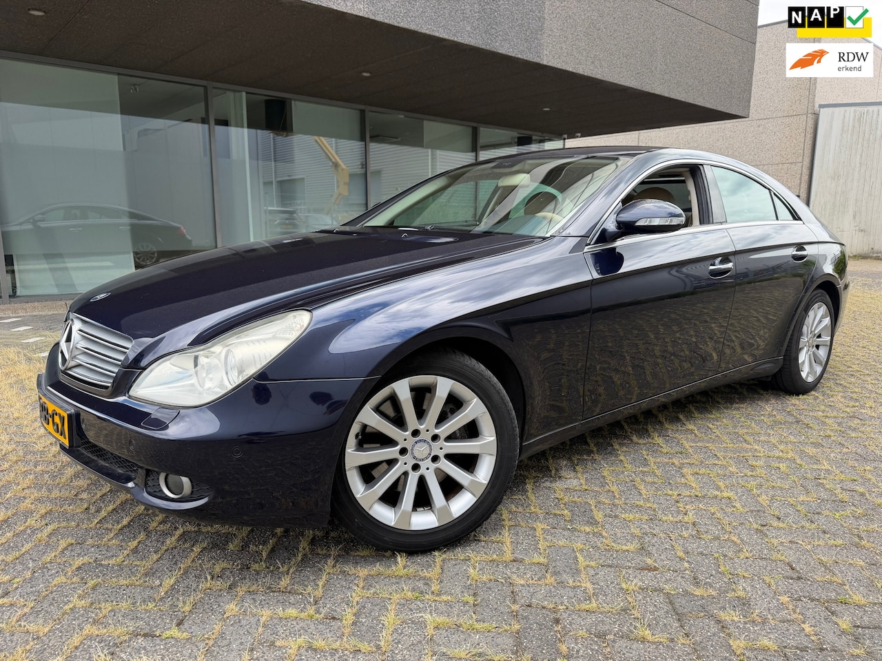 Mercedes-Benz CLS-klasse - 350 CLIMAT. AUTOMAAT. BJ 1 2005. APK 1 2027 - AutoWereld.nl