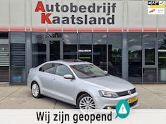 Volkswagen Jetta - 1.4 TSI Hybrid Highline