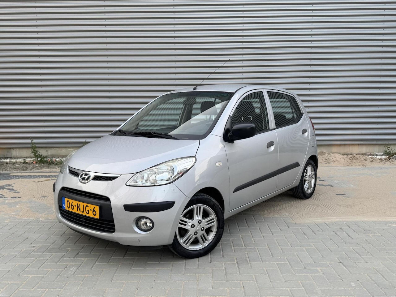 Hyundai i10 - 1.1 Dynamic | Airco | 5-deurs | Metalen velgen - AutoWereld.nl