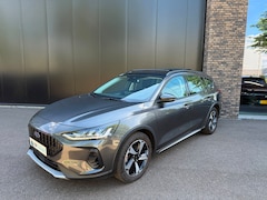 Ford Focus Wagon - 1.0 Eco 125pk Hybrid Active Navi groot, Winter pack, Panorama, Adop cruise, BLIS etc. etc