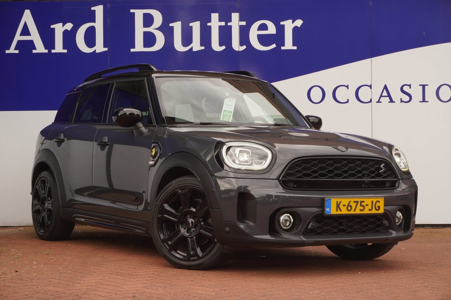 MINI Countryman - 1.5 Cooper S E ALL4+Pano-dak+volleder+19"Lmv+Elek-Klep+Trim/Serious-Pakket+camera+navi+thu - AutoWereld.nl