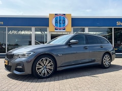 BMW 3-serie Touring - 330e Business Edition Plus | M-pakket | Full led | Carplay | Camera | Trekhaak wegklapbaar