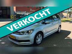 Volkswagen Touran - 1.2 TSI Comfortline 7p 2017 NIEUWE APK