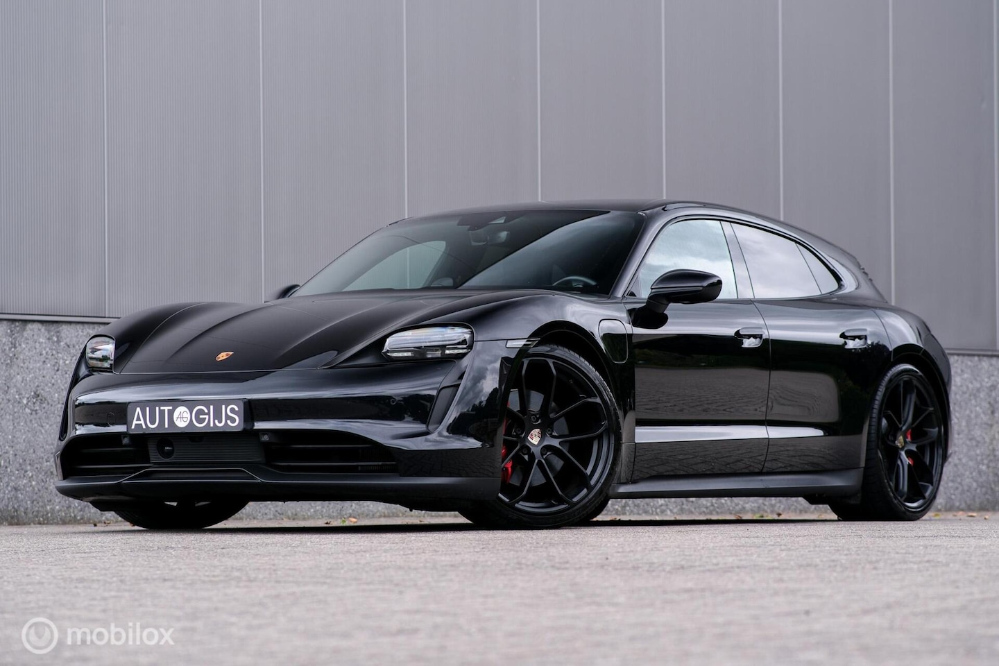 Porsche Taycan Sport Turismo - 4S 79 kWh | Approved | Sportchrono | Sportstoelen | Panoramadak | Luchtvering | Sportsound - AutoWereld.nl
