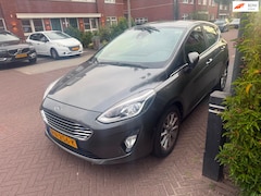 Ford Fiesta - 1.0 EcoBoost Titanium 5drs. Airco Cruise Navi