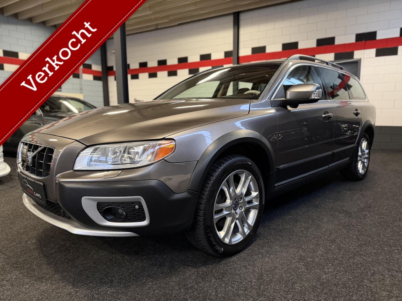 Volvo XC70 - 3.2 Momentum 3.2 Momentum - AutoWereld.nl