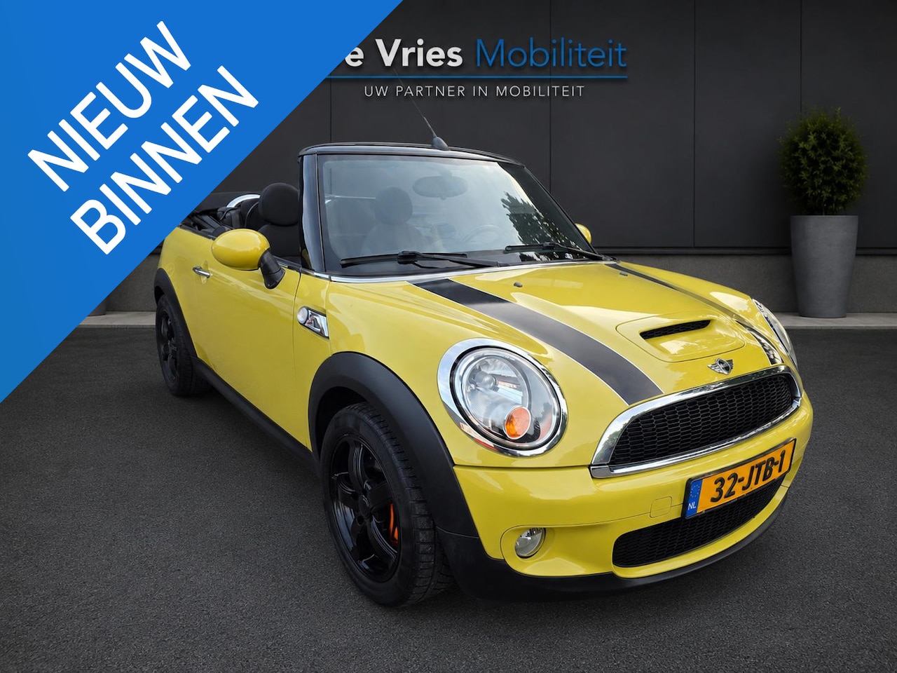 MINI Cabrio - 1.6 Cooper S **AIRCO-APK-NAP** - AutoWereld.nl