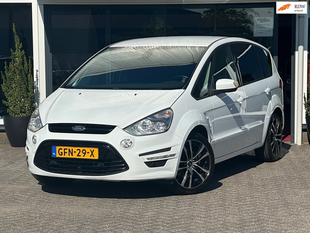 Ford S-Max - 1.6 Platinum 7persoons / Nwe Apk - AutoWereld.nl