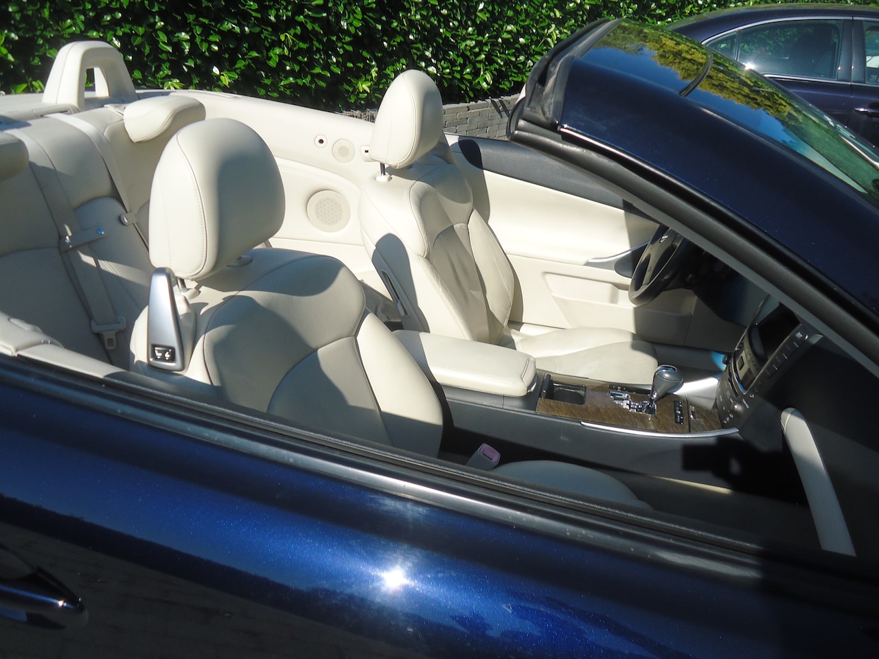Lexus IS Cabriolet - 250C Executive BIJTELLINGSVRIENDELIJKE SUPER LEXUS