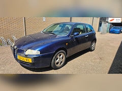 Alfa Romeo 147 - 1.6 T.Spark Edizione Limitata
