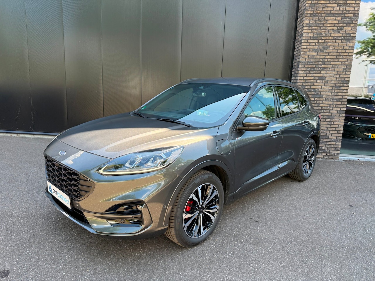 Ford Kuga - 2.5 PHEV ST-Line X Trekhaak, BLIS, HUD, Adop cruise Winter pack, Navi etc. etc. - AutoWereld.nl