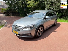 Opel Insignia Country Tourer - 1.6 T 2x4 / Navi / Canera / Airco / NAP / Aux / pdc / Bt / Apk