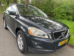 Volvo XC60 - 2.4D Momentum