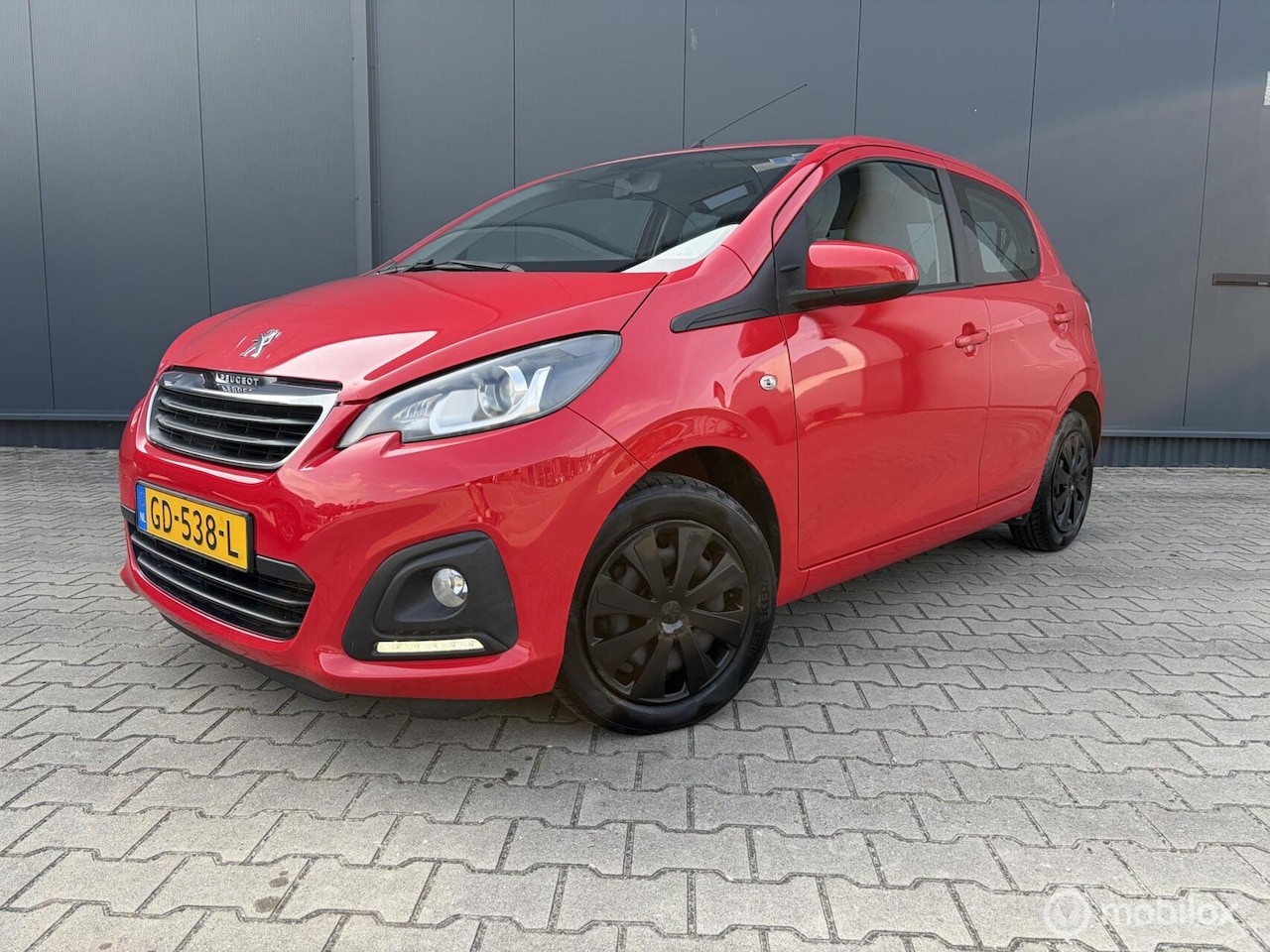 Peugeot 108 - 1.0 e-VTi Active BTW Airco Nieuwe Apk - AutoWereld.nl