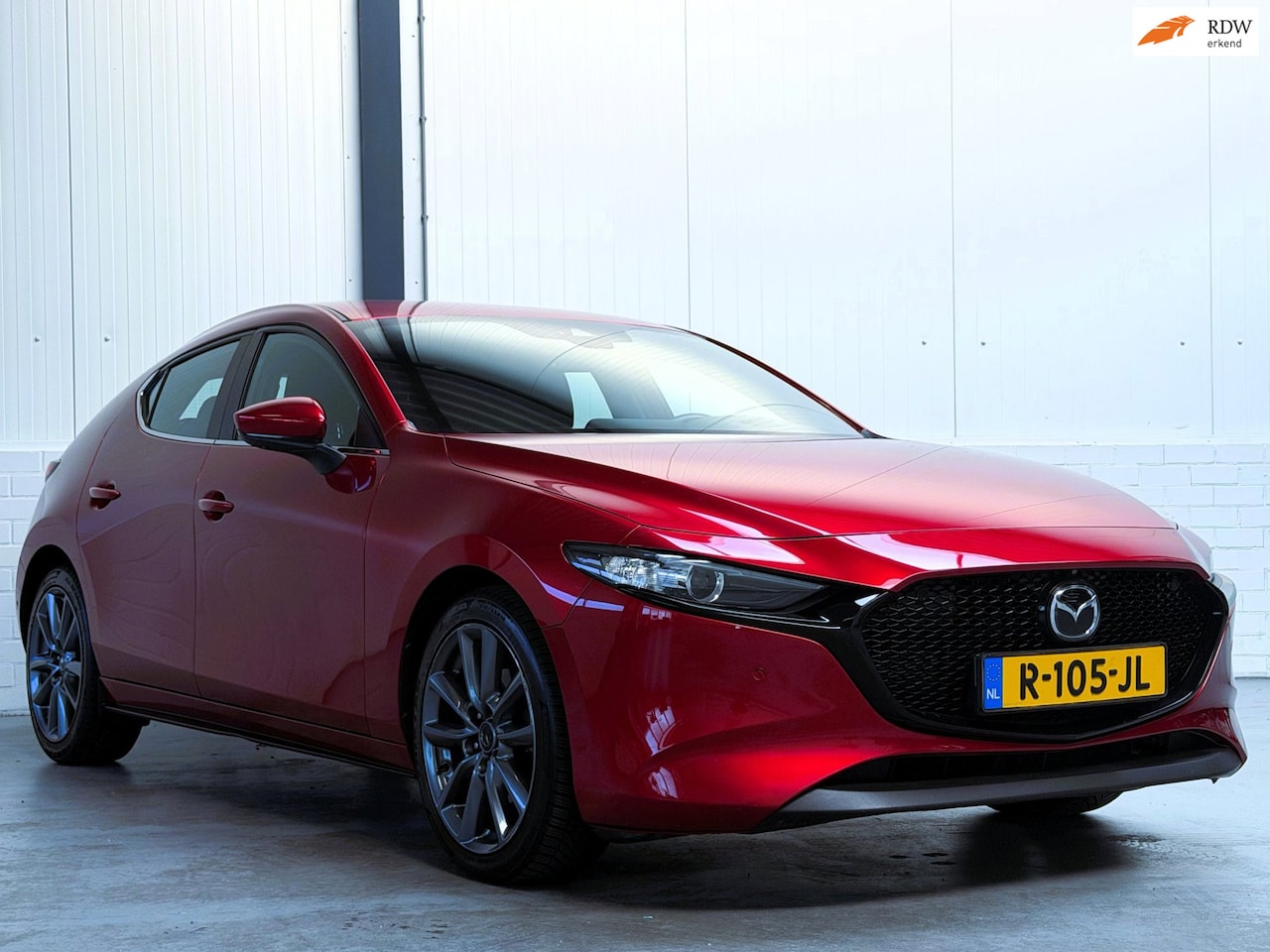 Mazda 3 - 2.0 e-SkyActiv-G M Hybrid 122 Comfort|360 Camera|Keyless|Trekhaak - AutoWereld.nl