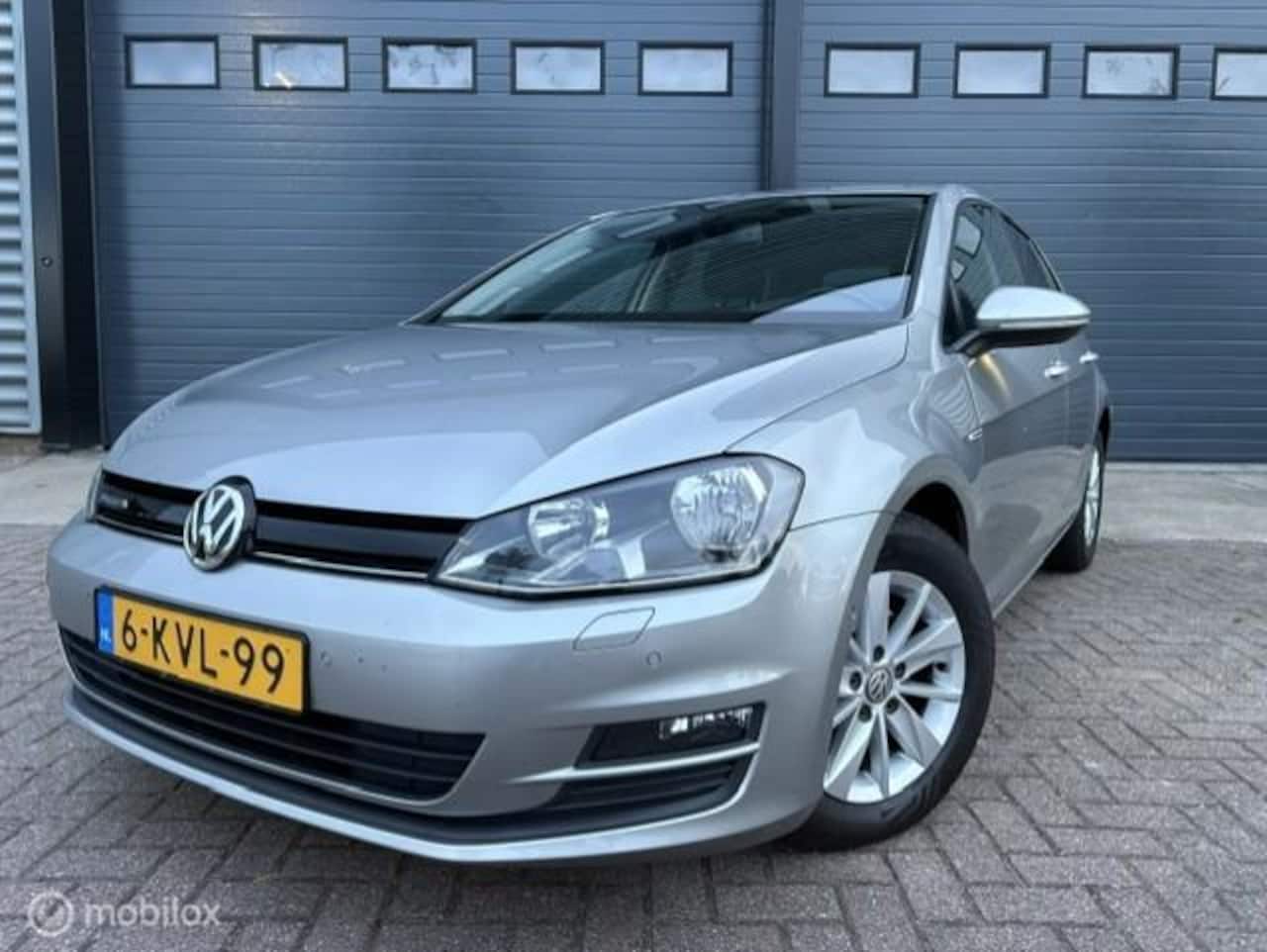 Volkswagen Golf - 1.6 TDI Highline BlueMotion Trekhaak! - AutoWereld.nl