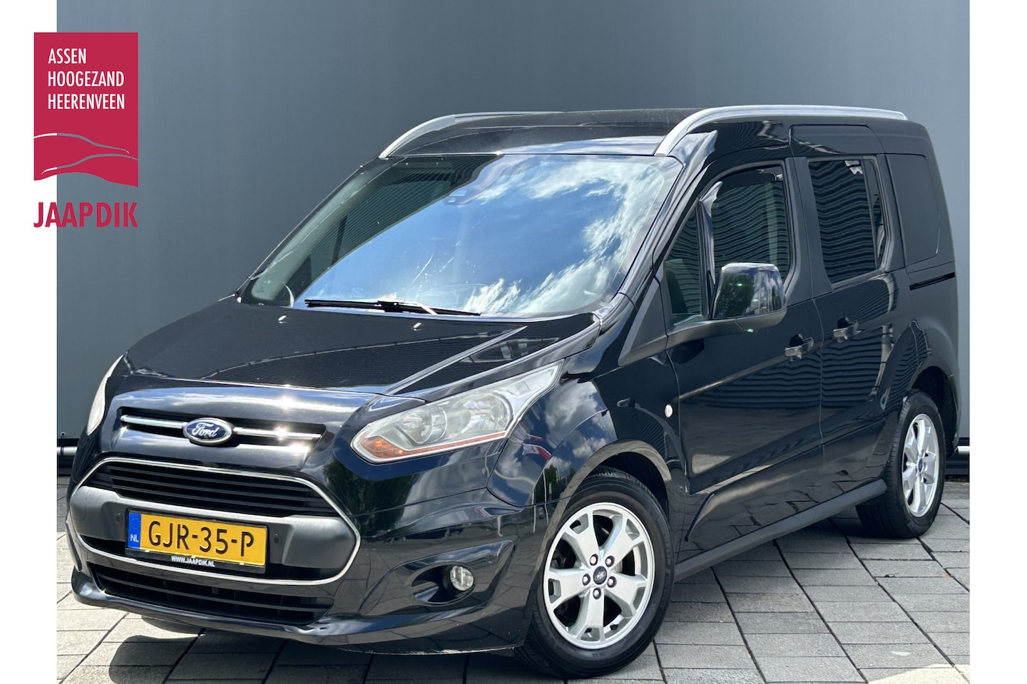 Ford Tourneo Connect Compact - BWJ 2014 | 1.0 101PK Titanium | TREKHAAK | CLIMA | NAVI | CAMERA A | PDC | DONKER GLAS | C - AutoWereld.nl