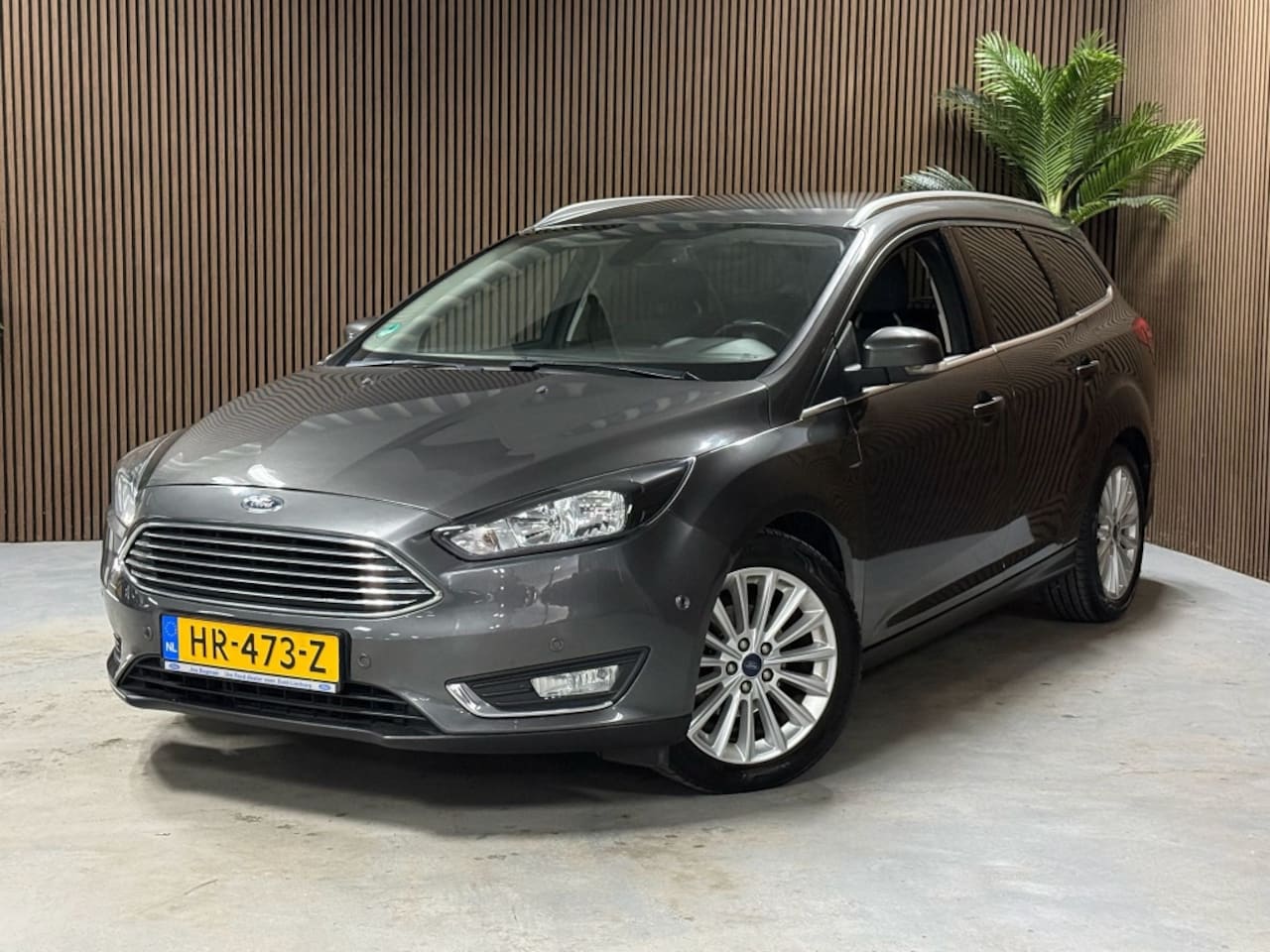 Ford Focus Wagon - 1.0 Titanium Edition 1.0 Titanium Edition - AutoWereld.nl