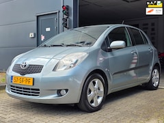 Toyota Yaris - 1.3 VVTi Luna MMT / Automaat / Keyless / 100% onderhouden