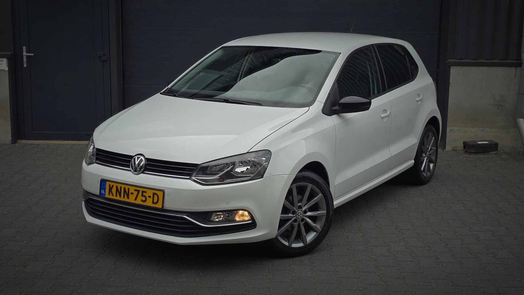 Volkswagen Polo - 1.2 TSI BlueMotion Highline Edition Lm Airco - AutoWereld.nl