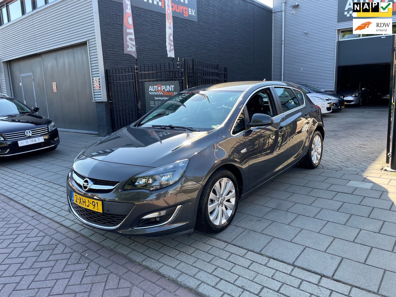 Opel Astra - 1.4 Turbo Cosmo 2e Eigenaar! Airco Navi PDC NAP APK - AutoWereld.nl