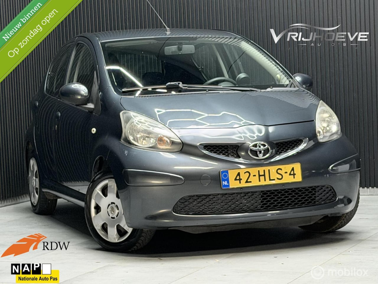 Toyota Aygo - 1.0-12V +|NAP|APK|TREKHAAK|STUURBEKR - AutoWereld.nl