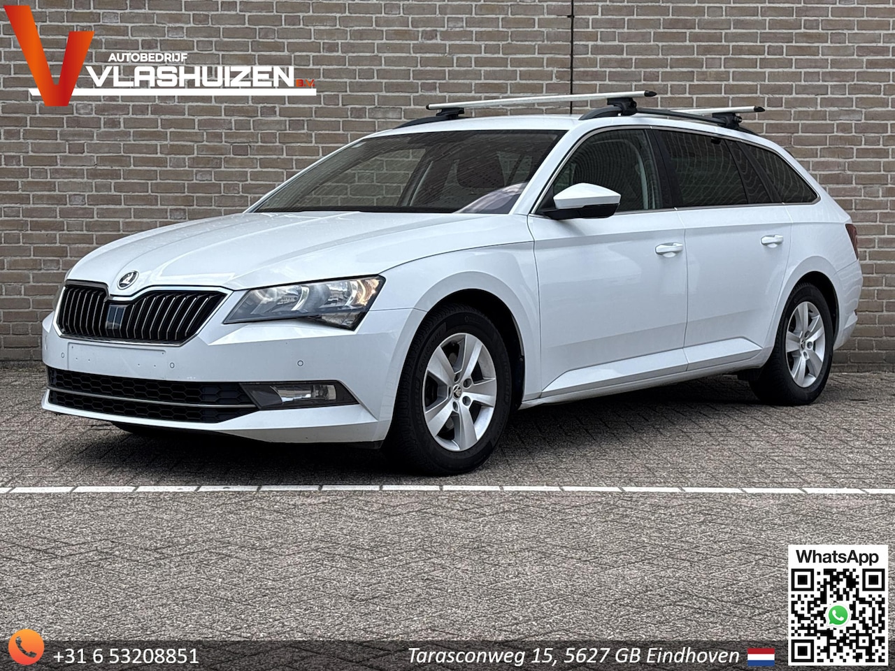 Skoda Superb - 2.0 TDI Ambition Business | € 9.900,- NETTO! | Camera | Cruise | Climate | Navi | - AutoWereld.nl