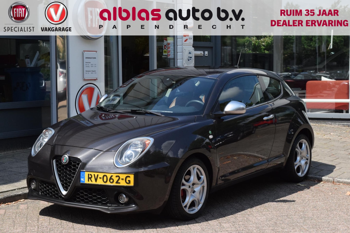 Alfa Romeo MiTo - 0.9 TwinAir ECO Super|Leer|17"|Dealero.h. - AutoWereld.nl