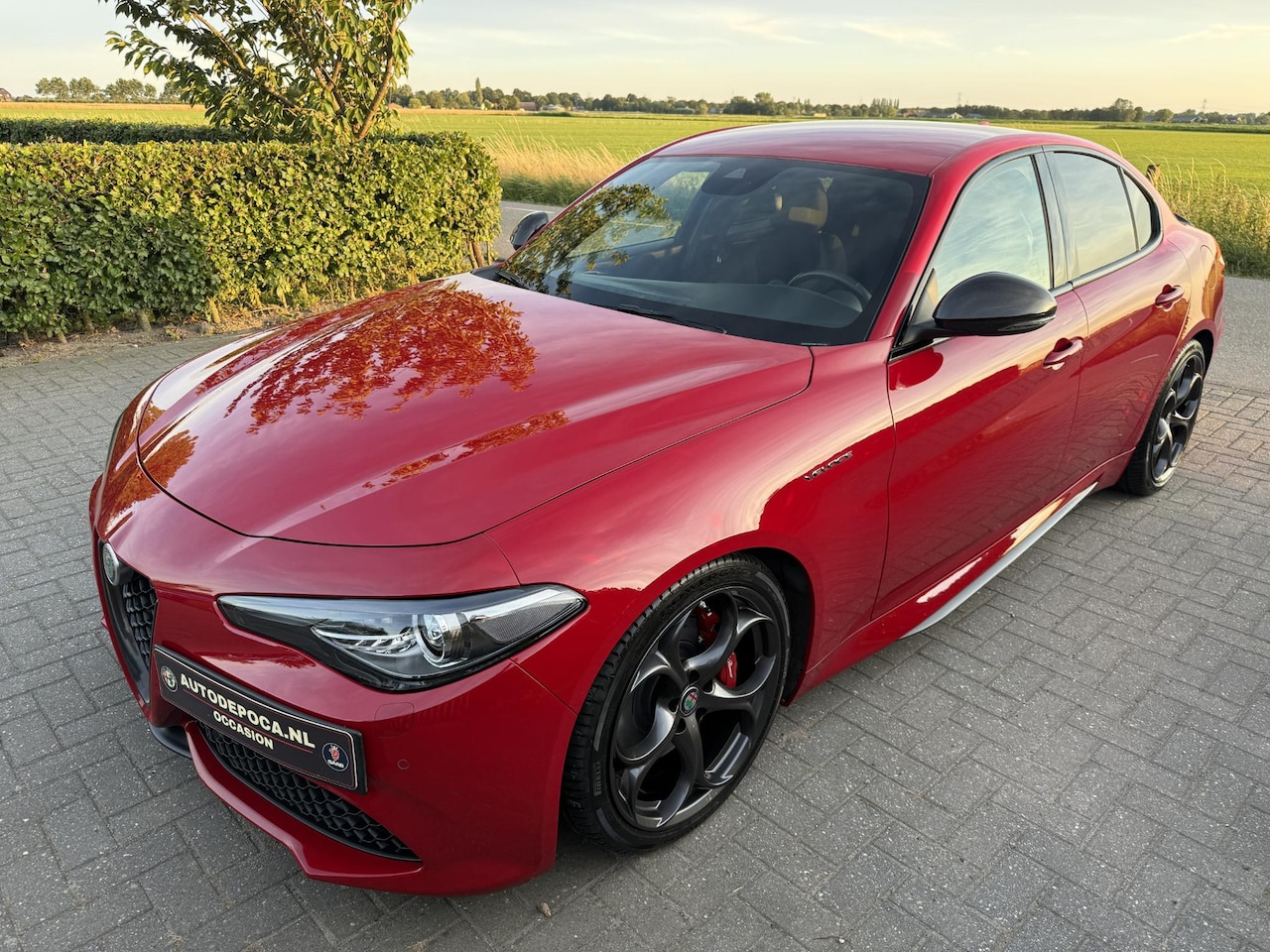 Alfa Romeo Giulia - 2.0 T Veloce Ti AWD Alfa Rosso - Face lift - Nieuwstaat! - AutoWereld.nl