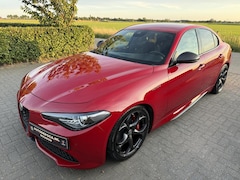 Alfa Romeo Giulia - 2.0 T Veloce Ti AWD Alfa Rosso - Face lift - Nieuwstaat