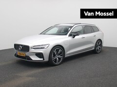 Volvo V60 - 2.0 T6 Recharge AWD R-Design | PANORAMADAK | HEAD-UP DISPLAY | HARMAN KARDON | STOELVERWAR